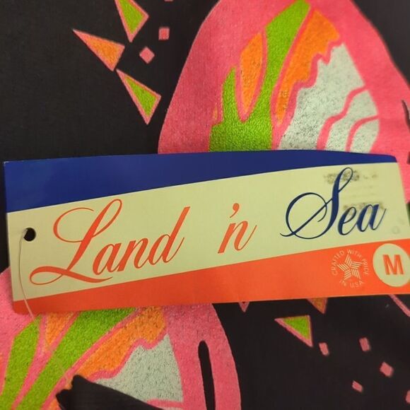 Vintage‎ 80s black sweatshirt with florescent pink art. - Picture 5 of 6